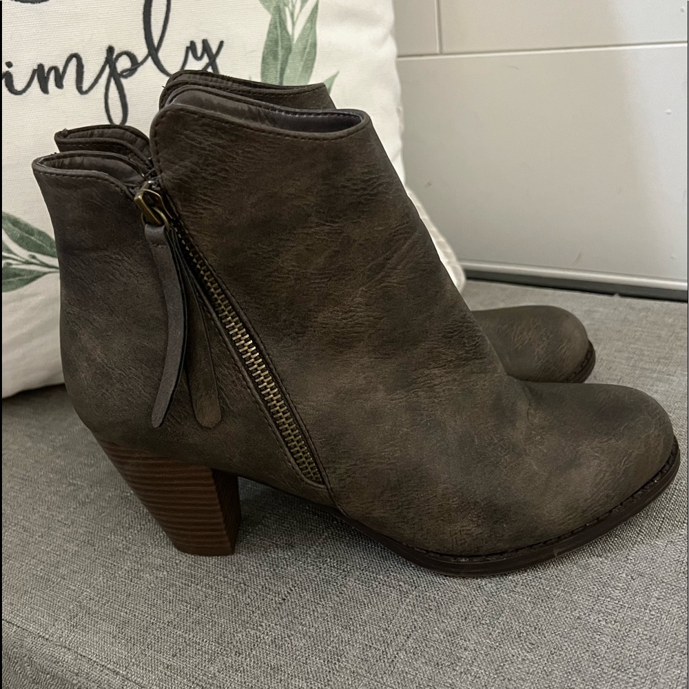 Green booties size 8.5